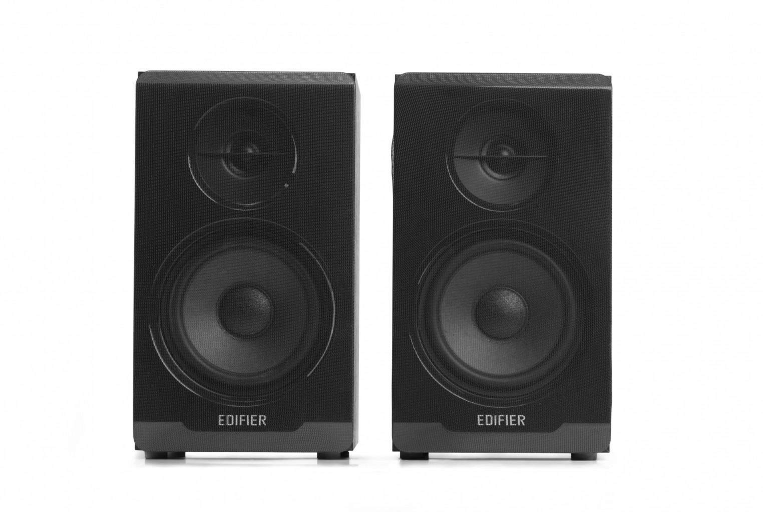 Edifier R33BT Active Bluetooth Speaker - V5.0 1/2 inch Tweeter  3.5 inch Mid/Bass Driver, 10W RMS Power Output, 70Hz-20KHz, ≥85dB(A), Wooden Enclosure